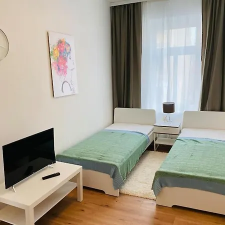 Big, Bright And Cozy Apartment, 15 Min To Center. 아파트 라이프치히