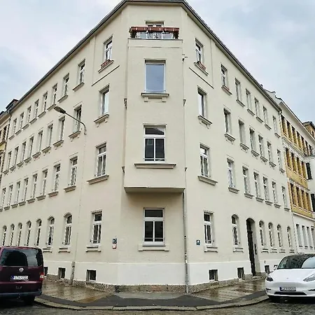 Big, Bright And Cozy Apartment, 15 Min To Center. 라이프치히